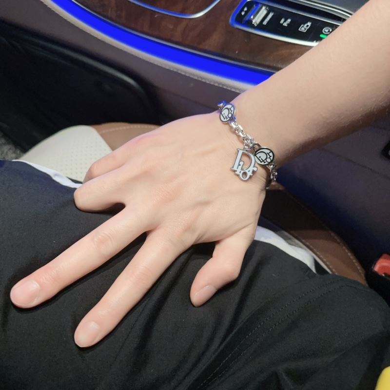 chr1st1an D10r bracelets